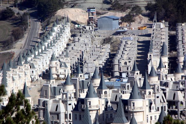 Burj Al Babas projesini hayata geçiren şirket için iflas kararı Burj Al Babas projesini hayata geçiren şirket için iflas kararı