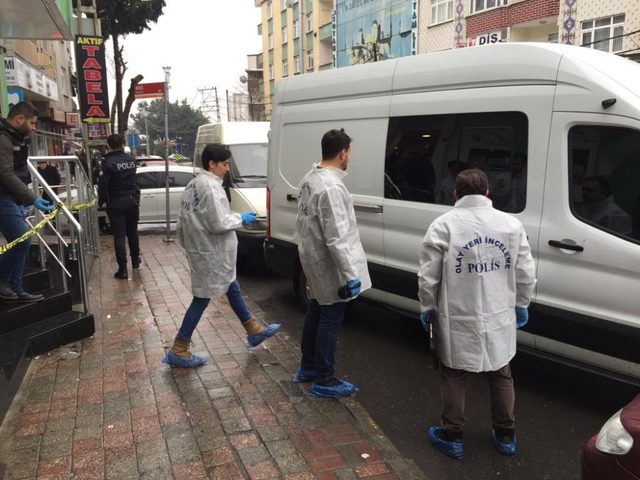 Yaşlı adam silahla banka soymaya kalkıştı