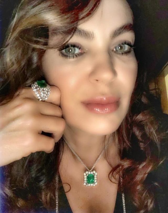 5cb6d57967b0a9283c8e5d31