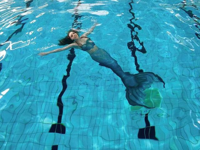 0_SWNS_MERMAID_POOL_04