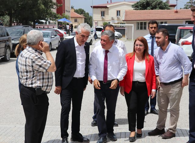 Honazlılar oy vermeye başladı (2)