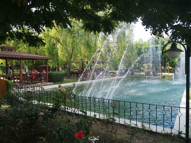 Tatile gidemeyenlerin alternatifi piknik alanları oldu