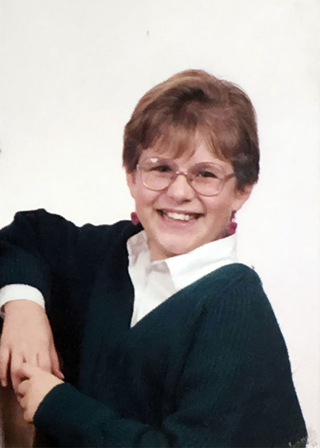 funny-embarrassing-childhood-photos-kids-looking-older-203-5cf65aad10456__605