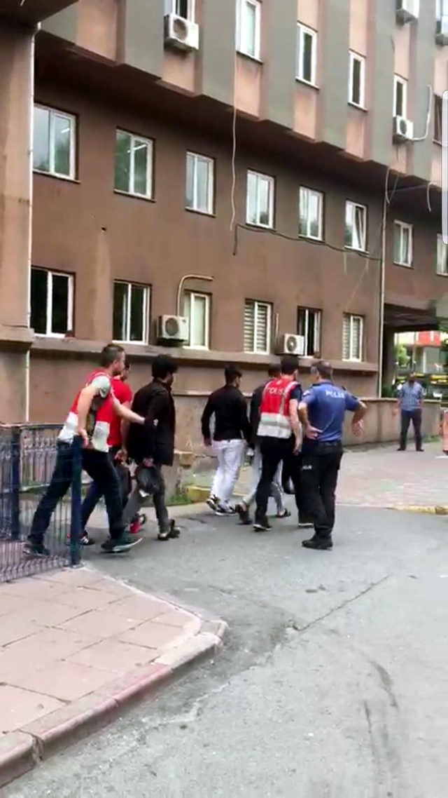 Zeytinburnu’nda 42 kaçak göçmen yakalandı