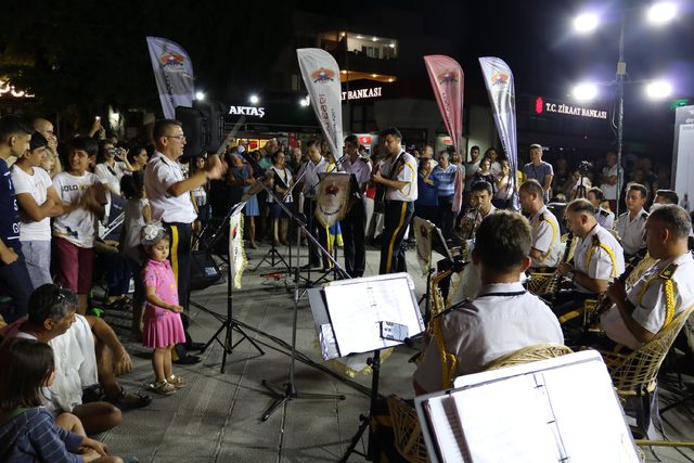 Denizde, havada, karada jandarmanın kuruluş yıl dönümü kutlaması