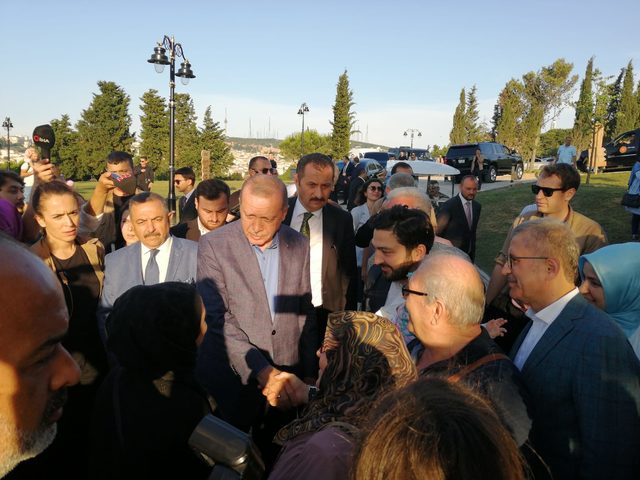 Erdoğan: Mursi kardeşimize, şehidimize Allah'tan rahmet diliyorum