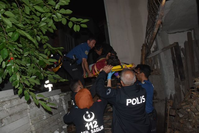 3'üncü katın mutfak penceresinden düşen Batuhan yaralandı
