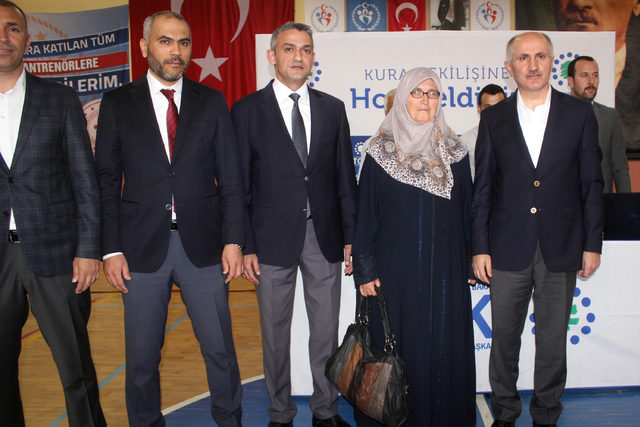 Karaman'da 364 aile, ev sahibi olmanın mutluluğunu yaşadı