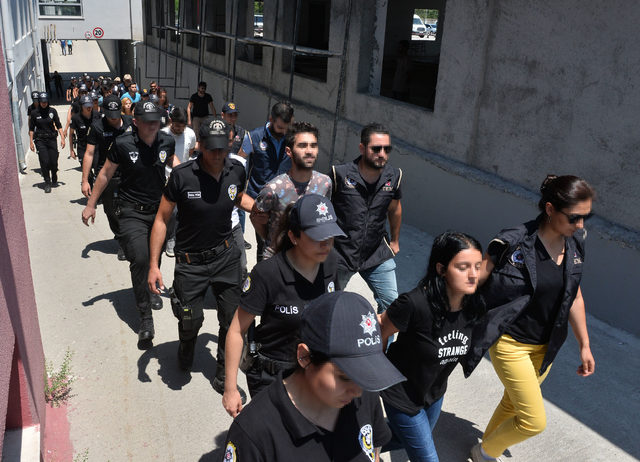 Adana'da, HDP Gençlik Meclisi üyesi 9 kişi tutuklandı