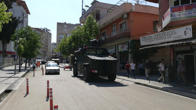 Suriye sınırına asker sevkiyat