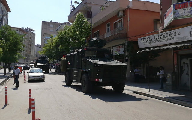 Suriye sınırına asker sevkiyat