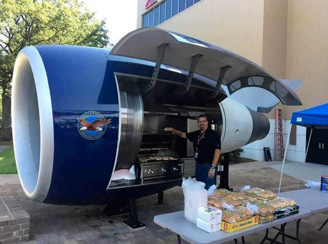 jet-engine-bbq-grill-delta-airlines-georgia-2-5d0c9d046c227__700