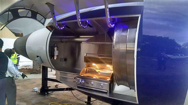 jet-engine-bbq-grill-delta-airlines-georgia-3-5d0c9d065e53f__700