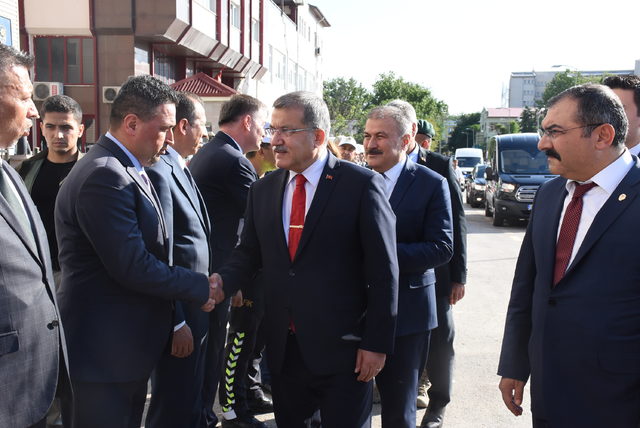 Celal Uzunkaya: 6 ayda 30 tonun üzerinde uyuşturucu yakaladık