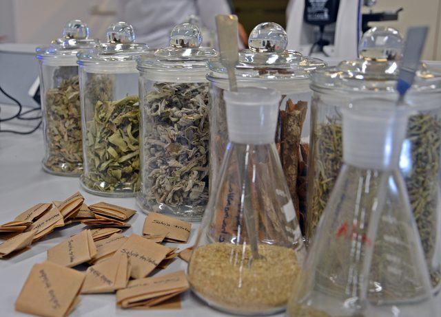 bitki-caylarinda-korkutan-laboratuvar-sonuclari-bocek-parcalari-kas-ve-kirpik-bulundu_7334_dhaphoto3