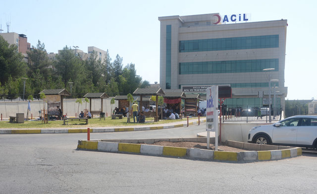 Diyarbakır'da zırhlı araç devrildi: 6 polis yaralı