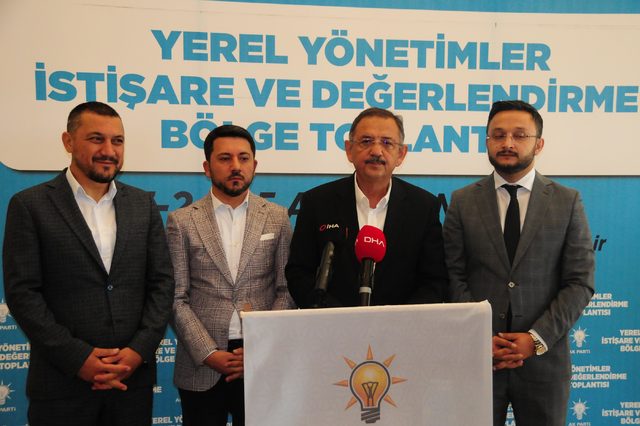 Özhaseki: Belediye başkanı seçilmişseniz birinci işiniz hizmet etmektir