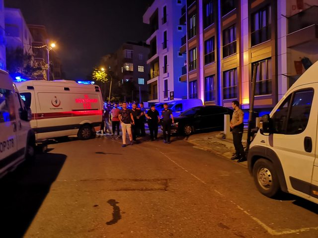 Ümraniye'de dehşet: 3 ölü 1 yaralı (1)