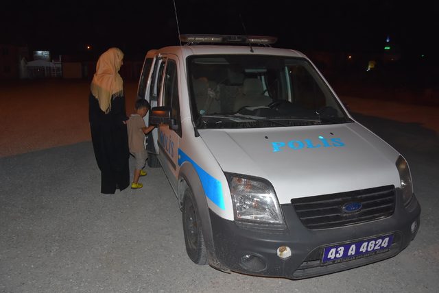 Hamile 3 kadın ile 2 çocuğu bırakıp kaçtı