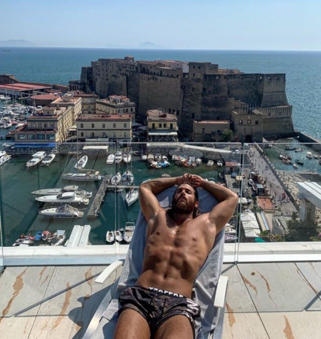 ,r0XMoPkjt0yJwdHVYnSBLg