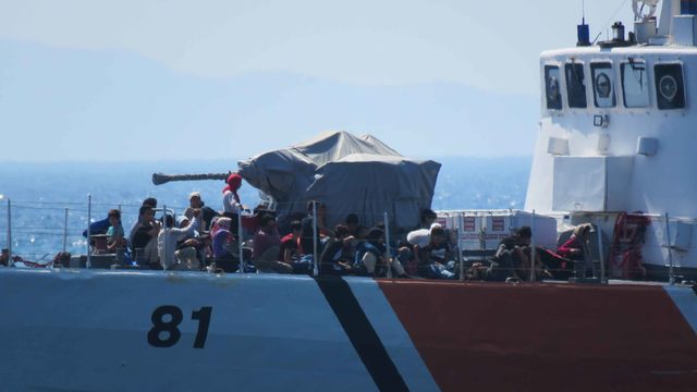 Çanakkale'de 239 kaçak göçmen yakalandı