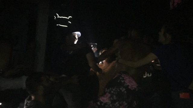 Yangın çıktı, aile fertleri kavga etti