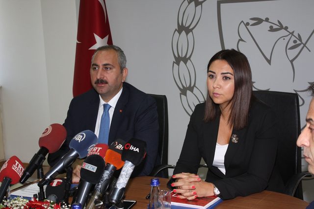 Adalet Bakanı Gül: KKTC, FETÖ'ye karşı mücadeleye destek veriyor