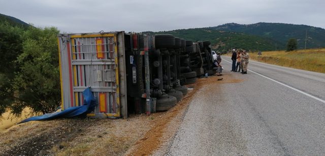 Kazazede baba-oğlun yardımına köylüler koştu