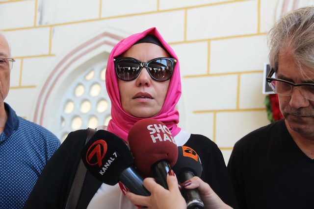 6 yaşındaki kızının gözü önünde vurulan Tuğba Anlak son yolculuğuna uğurlandı