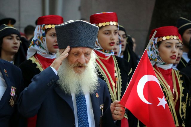 Madenciler, Zafer Bayramı kutlamalarına katıldı