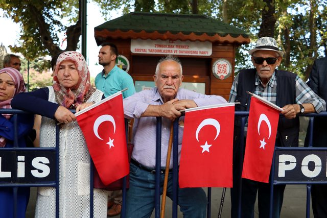 Madenciler, Zafer Bayramı kutlamalarına katıldı