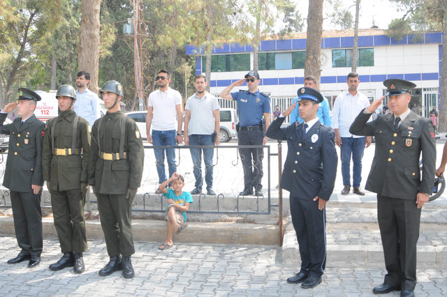 Suriye sınırında 30 Ağustos coşkusu