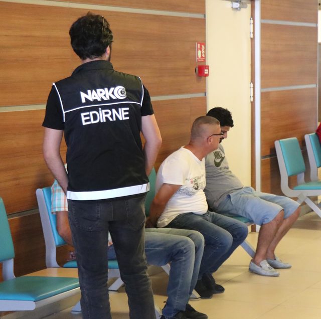 Edirne'de uyuşturucu operasyonu: 3 gözaltı