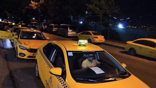 Taksimetre yoğunluğu gece de devam etti