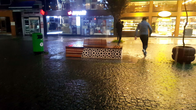 Rize'de sağanak, Karadeniz'de hortum