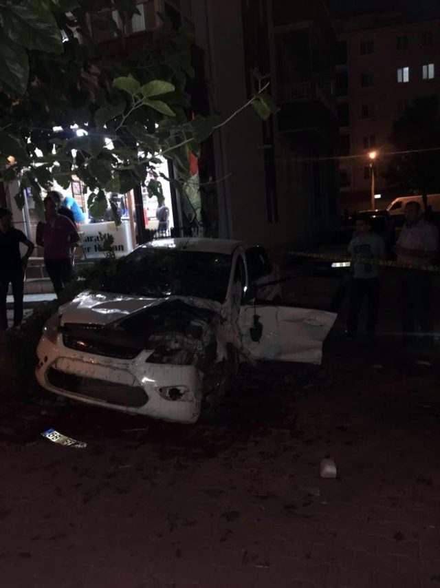 Alkollü sürücü bir çocuğun hayatını kaybettiği kazayı canlı yayınlamış