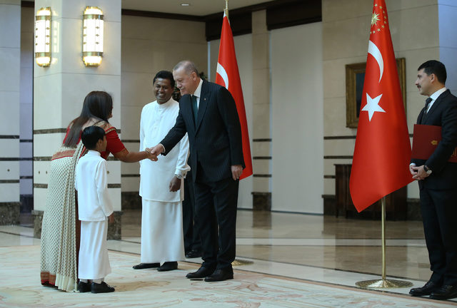 Büyükelçilerden, Erdoğan'a 'güven mektubu'