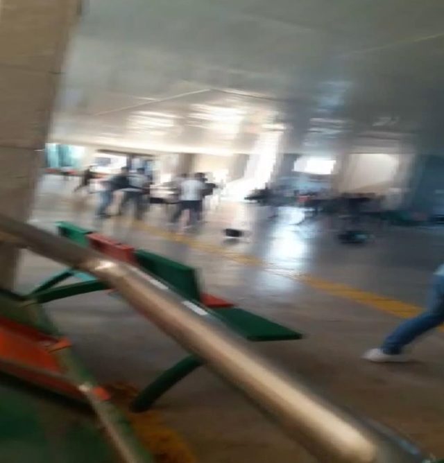 (Geniş haber) - Anadolu Adalet Sarayı'nın metro çıkışında kavga