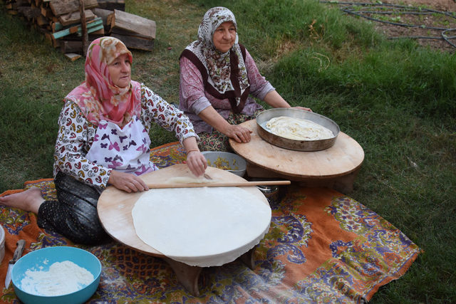 bu-boregi-tadan-yemek-icin-bir-daha-geliyor-_9257_dhaphoto3