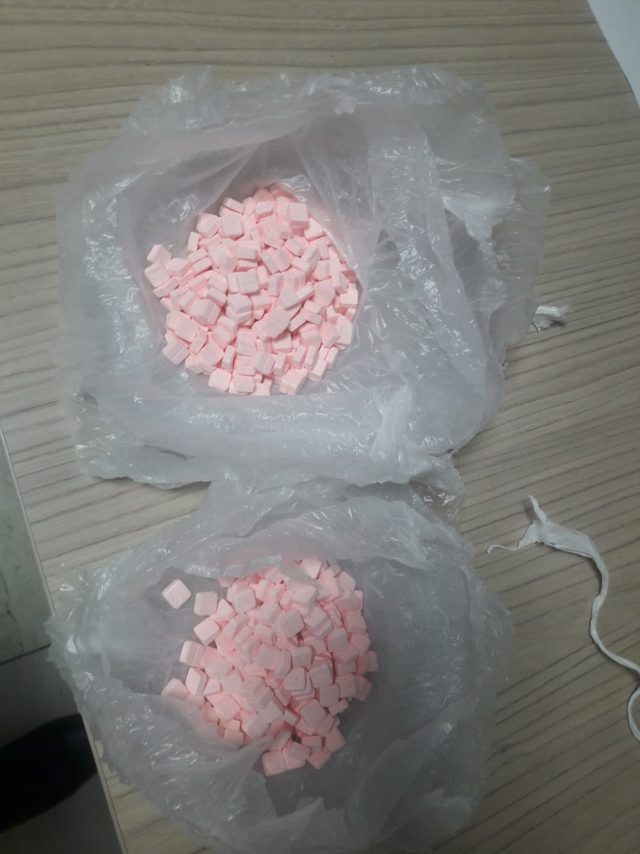 Uyuşturucu ticaretine 5 tutuklama