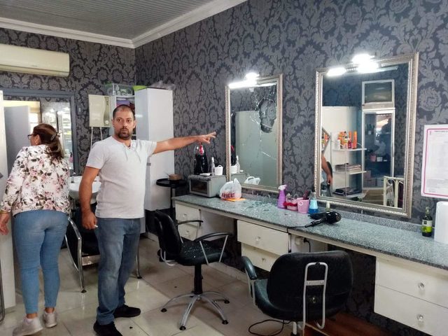 Eski ortağını iş yerinin önünde silahla yaraladı