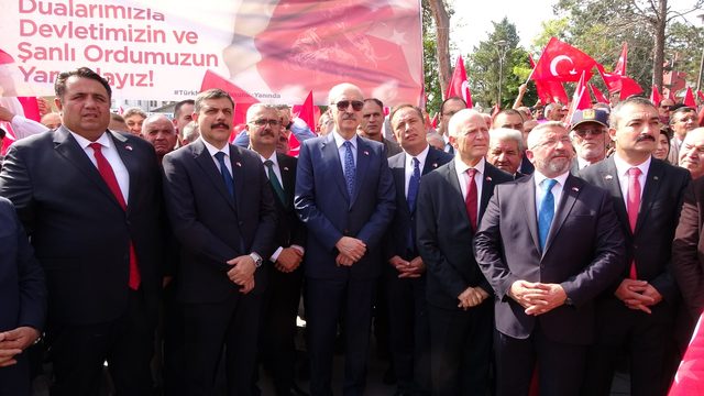 Kurtulmuş: Türkiye'yi işgalci kuvvet gibi gösterme gayretindeler (2)