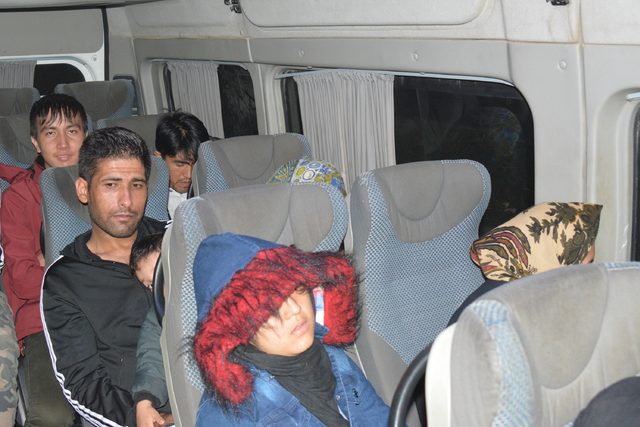 Çanakkale'de 37 kaçak göçmen yakalandı
