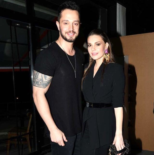 murat-boz-ve-asli-enver-cifti-ayrildi-mi-12563866_8579_m