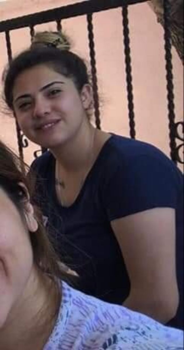 Manisa'nın Turgutlu ilçesinde açık cezaevinden izinli olarak çıkıp firar eden koca, eşini 20 yerinden bıçaklayarak ağır yaraladı. ile ilgili görsel sonucu