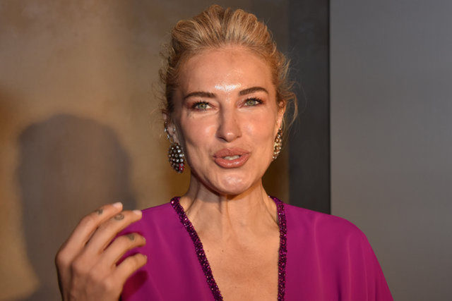 2675544_689af241c8f35157d8b008b7db73074d_640x640