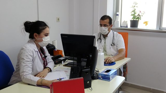 Uzman doktordan koronavirüs uyarısı: İlk defa ölümü hissettim, işin şakası yok! 2 AW135418_03