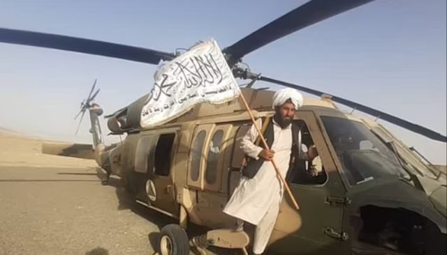 Korkulan Oldu Abd Helikopteri Blackhawk Kara Sahin Taliban In Elinde Dunya Haberleri