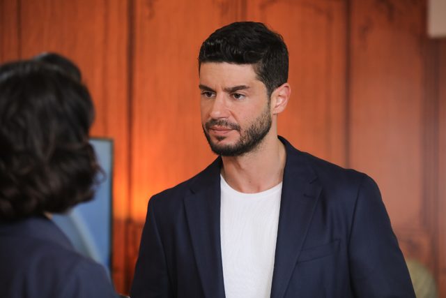 Yasak Elma 113. yeni bölüm fragmanı yayınlandı! Yıldız'a aldatılma şoku! Eşi Çağatay ile Kumru'nun ilişkisini öğreniyor!