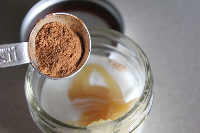cinnamon honey mask 4